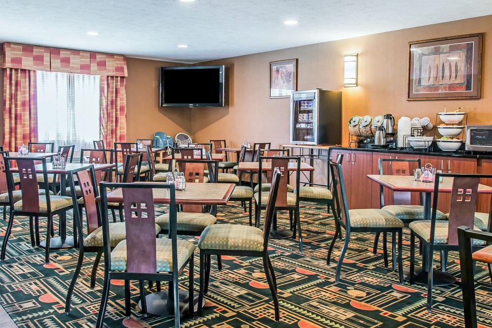 Comfort Inn Traverse City Buitenkant foto