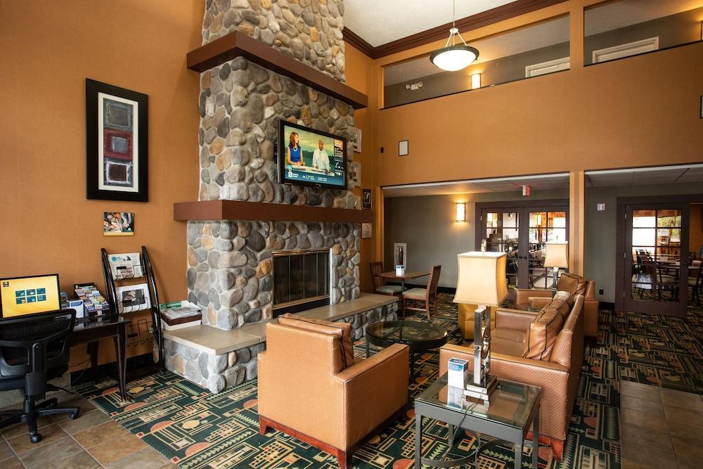 Comfort Inn Traverse City Buitenkant foto