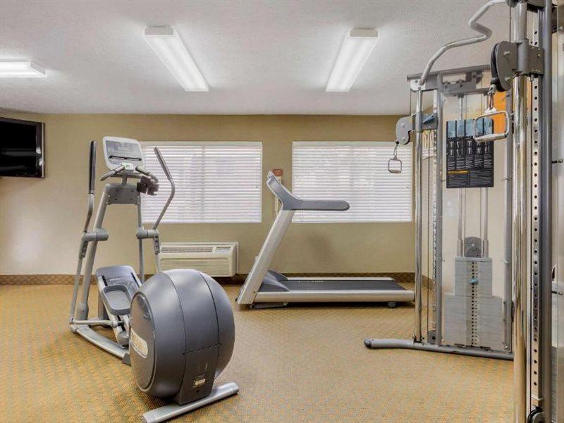 Comfort Inn Traverse City Buitenkant foto