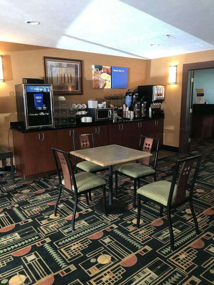 Comfort Inn Traverse City Buitenkant foto