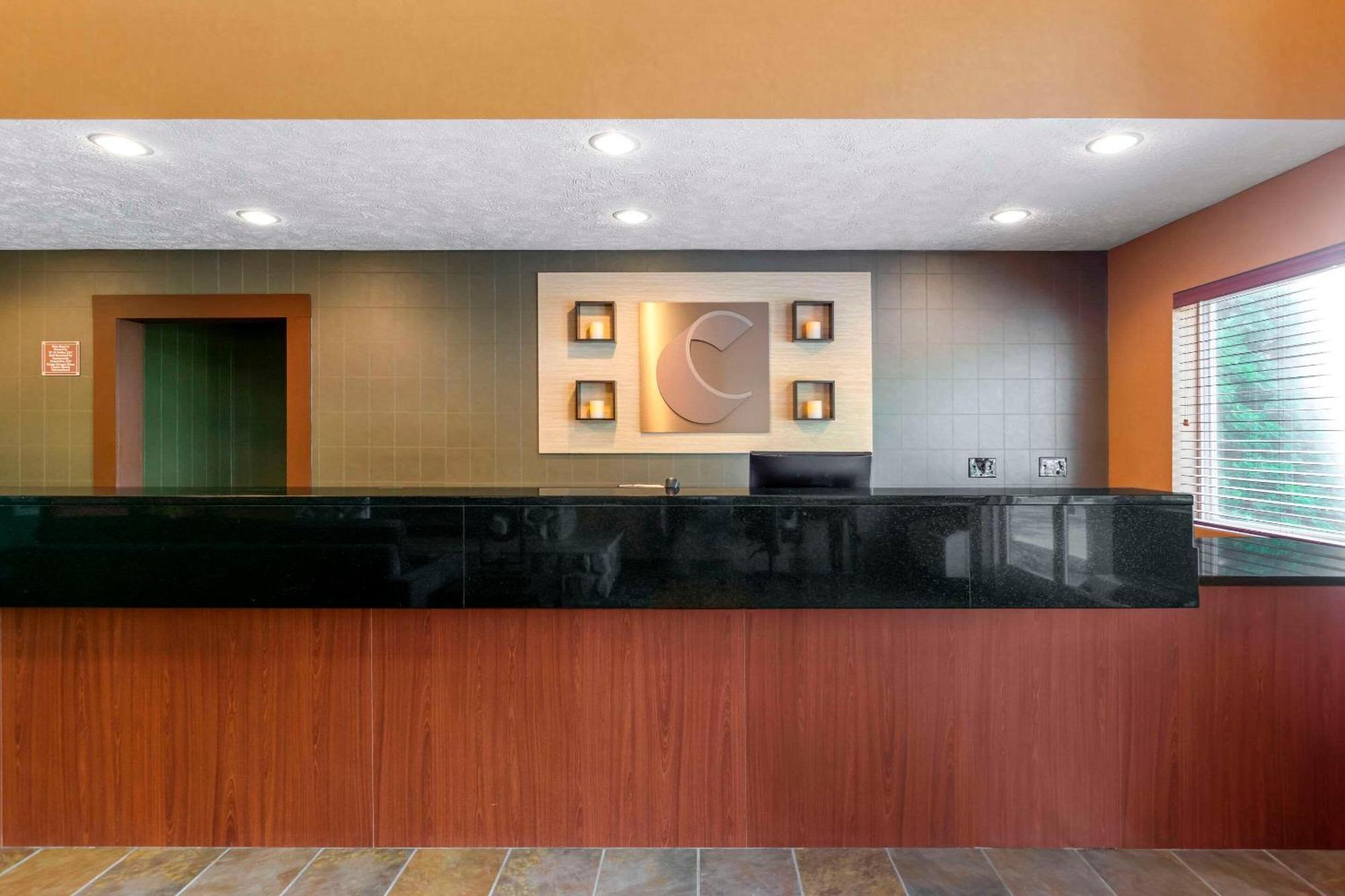 Comfort Inn Traverse City Buitenkant foto