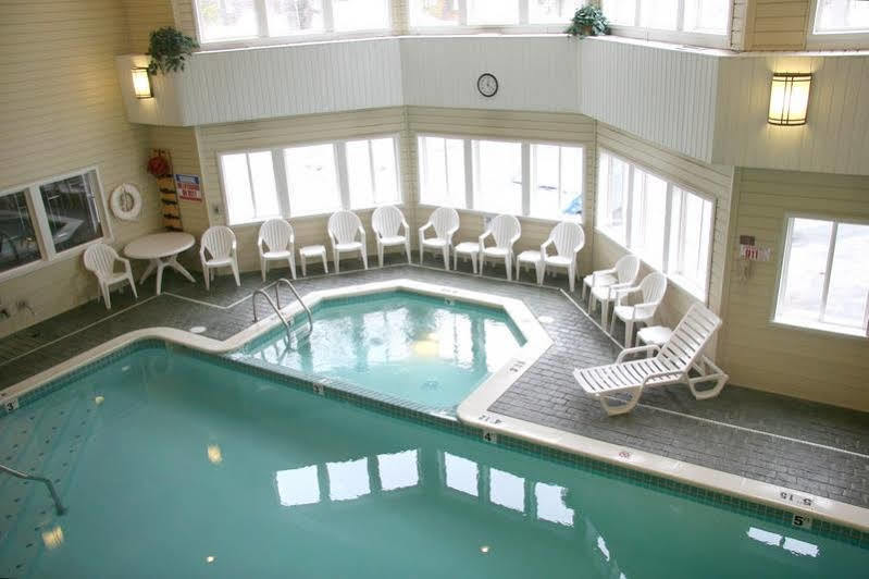 Comfort Inn Traverse City Buitenkant foto